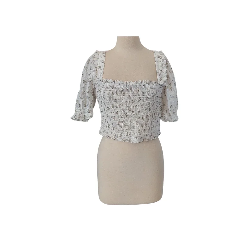 H&M White Floral Cropped Peasant Blouse | Like New | Double Button Blouse