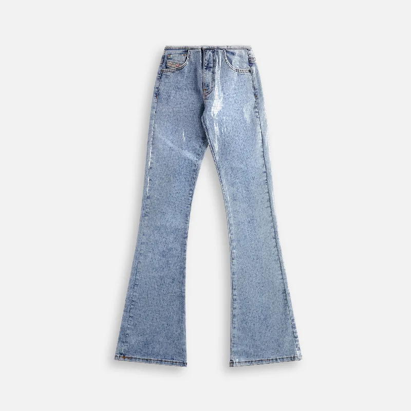 Diesel Shark Jean - Blue Denim Trendy Button-Up High-Waist Jeans