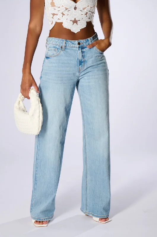 NICOLE VINTAGE LOW RISE JEAN Trendy Bootcut High-Waisted Jeans
