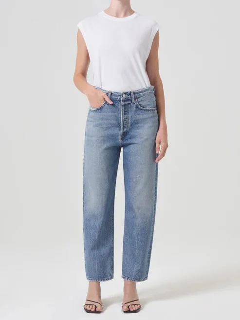 90's High Rise Straight Leg Jean Fashionable Straight Fit Denim