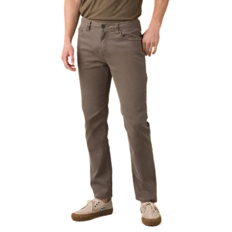 Bridger Jean (32" Inseam) Comfortable Low-Rise Jeans