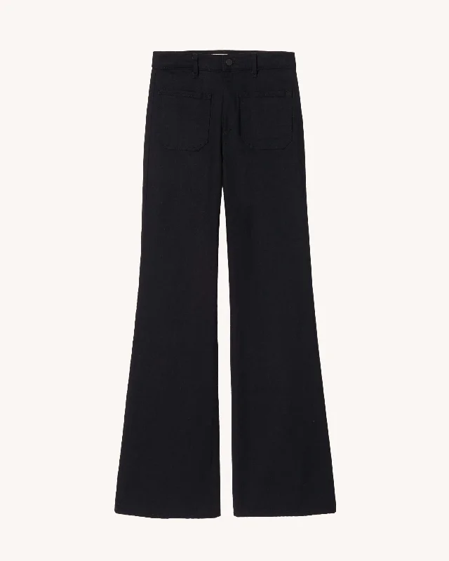 Florence Jean In Black Trendy Low-Rise Bootcut Jeans