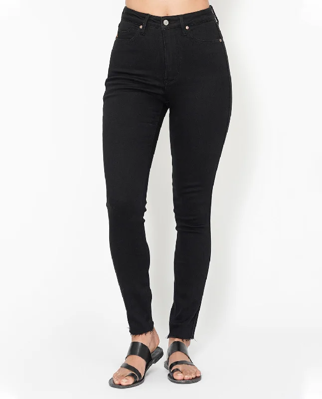 Judy Blue High Waist Tummy Control Shield Pocket Skinny Jean Fashionable Distressed Jeans Judy Blue High Waist Tummy Control Shield Pocket Skinny Jean Fashionable Distressed Jeans