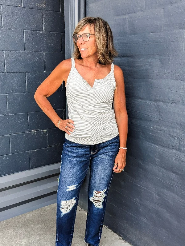 Ricki Rigid Heavy Destroy Straight Jean Chic Double Waistband Jeans