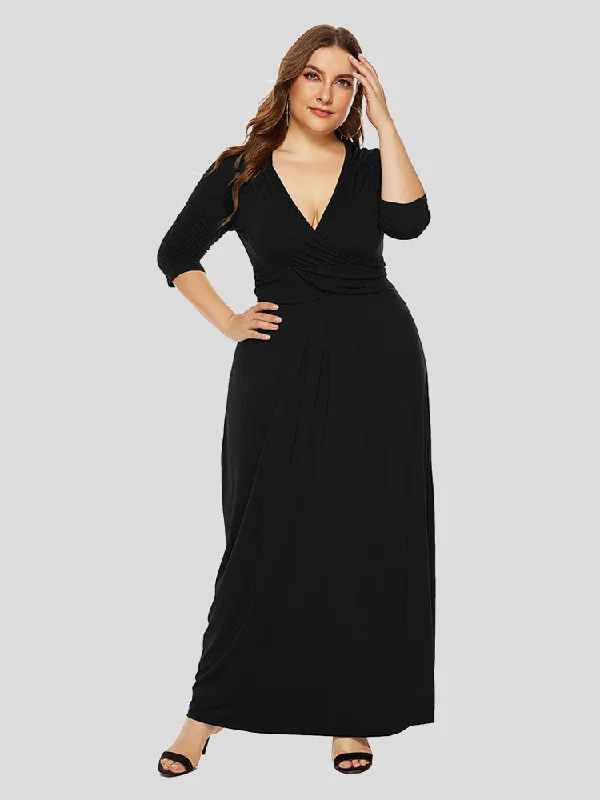 Plus Crisscross Ruched Maxi Dress Cozy Maxi Dress with Slit
