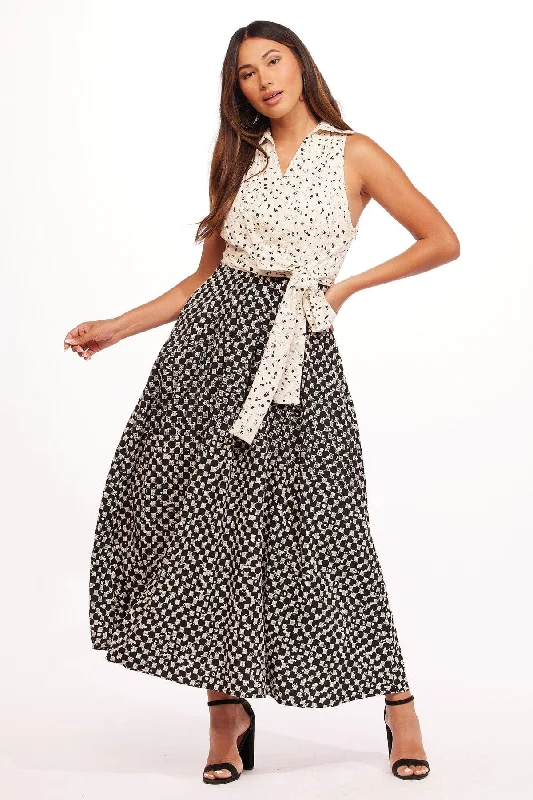 Salome Maxi Dress - Moonflower Comfortable Maxi Dress with Slits