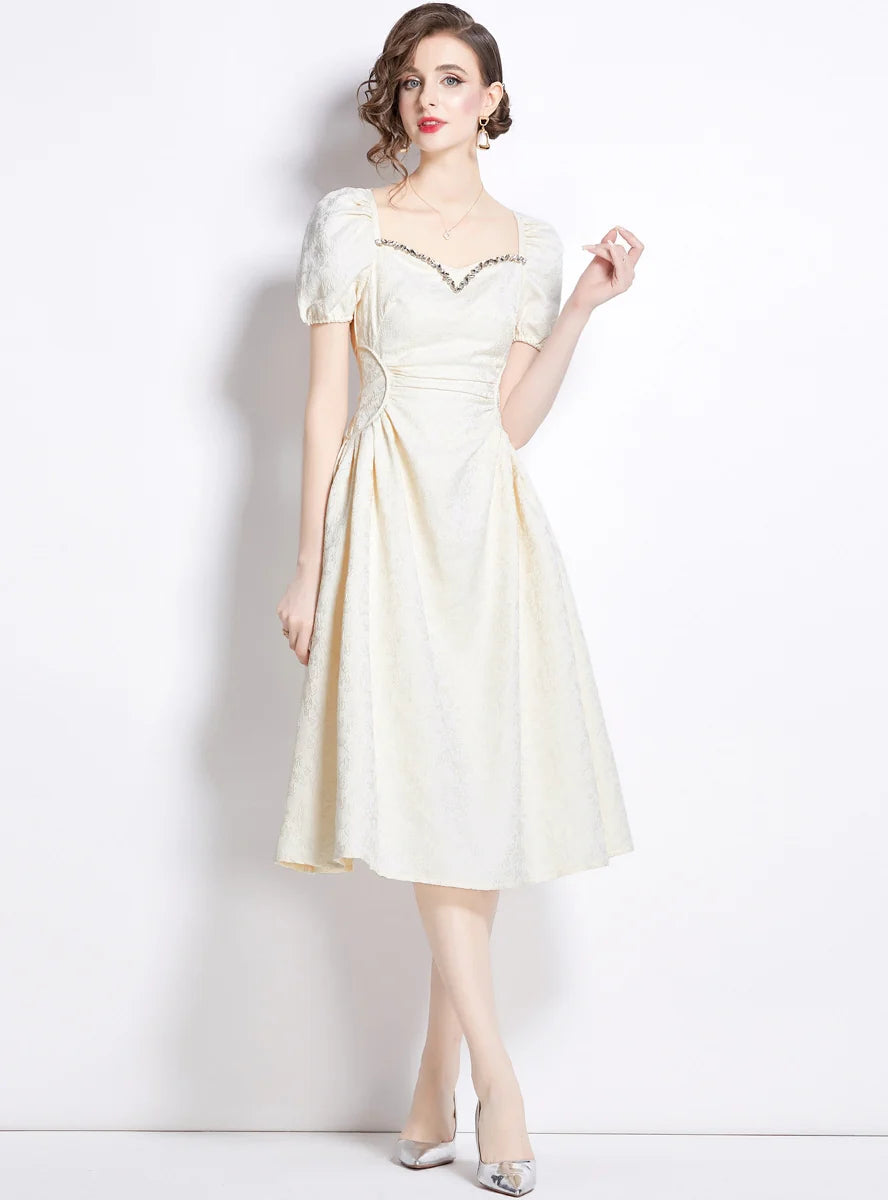 SQUARE NECK SLIM MID-LENGTH DRESS