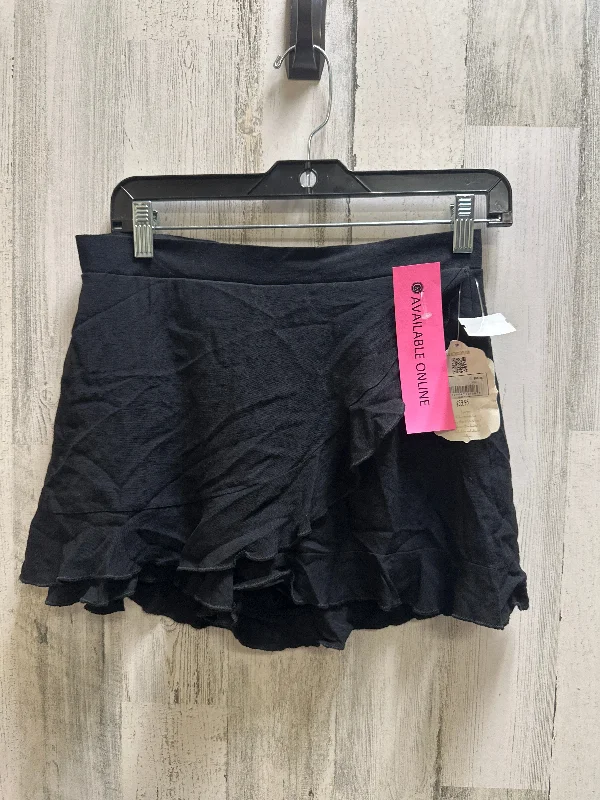 Black Skort Altard State, Size 4 corduroy skirt comfortable